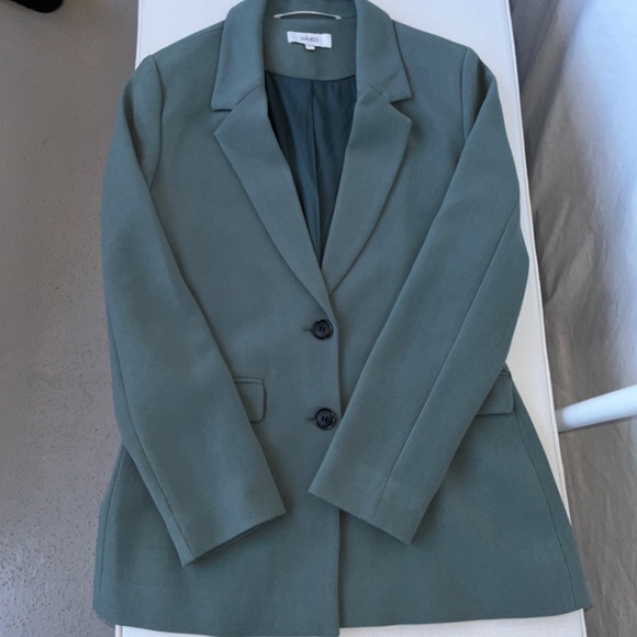 MBYM (S) 2-button light moss green blazer, BNWOT - Picture 15 of 15
